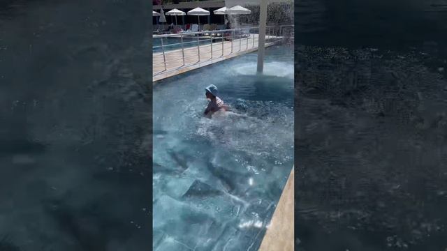 КУДА ЖЕ Я ЛЕЧУ? Чем я занимаюсь на море? смотреть онлайн