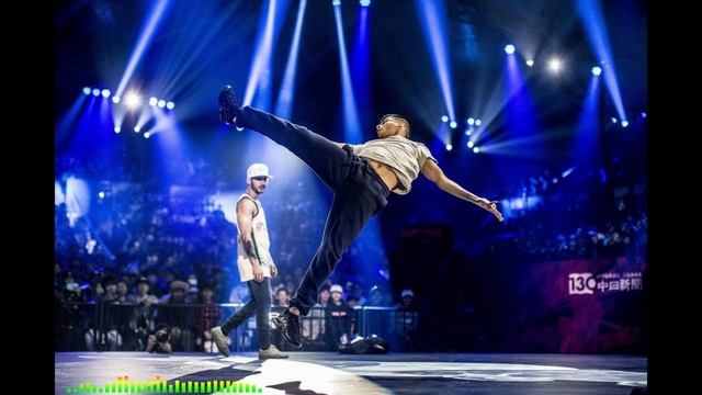 Cosmic EFI - Rockin' on the floor смотреть онлайн