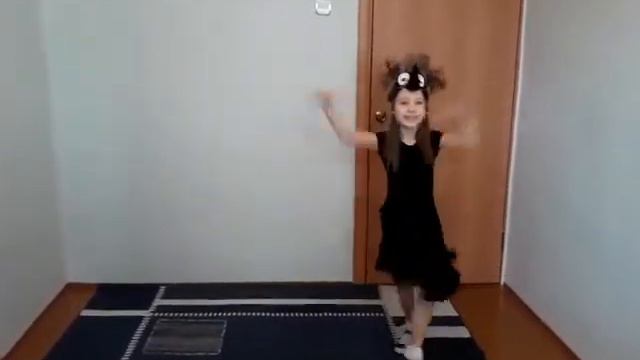 Вечерова Софья, 7 лет. #литературные_танцы Ворона смотреть онлайн