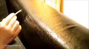 Как починить облупившийся подлокотник дивана