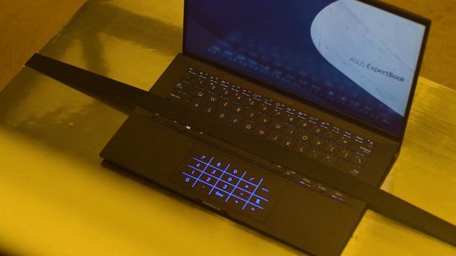 Самое строгое тестирование ноутбуков ASUS смотреть онлайн