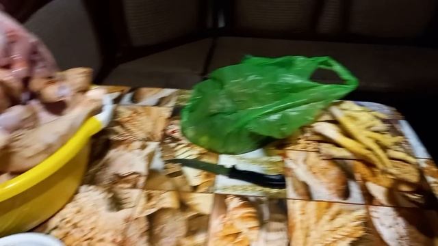 огуляли корову быком, урезали поголовье, один день в деревне смотреть онлайн