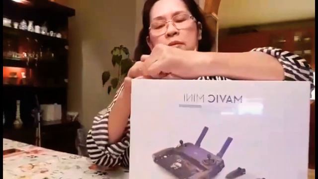 UNBOXING HUAWEI P30 PRO AND DJI MAVIC DRONE смотреть онлайн