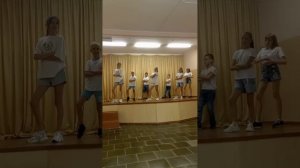 танец "Шумная семья"