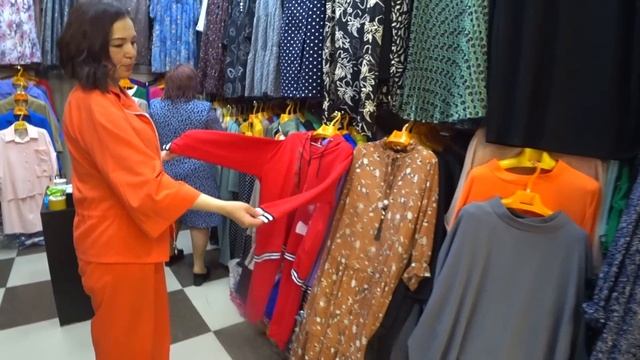 САДОВОД/ЧАСТЬ 2 ПАВИЛЬОН 1Г-34 У ЭЛИ/ШИФОНОВЫЕ ПЛАТЬЯ//СТИЛЬНЫЕ НАРЯДНЫЕ КОСТЮМЫ/ТРЕНДЫ СЕЗОНА смотреть онлайн