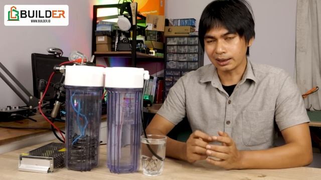 BBM dari Air Bisa Jalankan Motor Ratusan Kilometer, Hoax atau Fakta Science? смотреть онлайн
