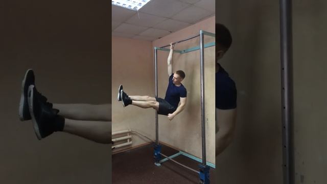 Уголок на турнике. Качаемся к лету. Варкаут. смотреть онлайн