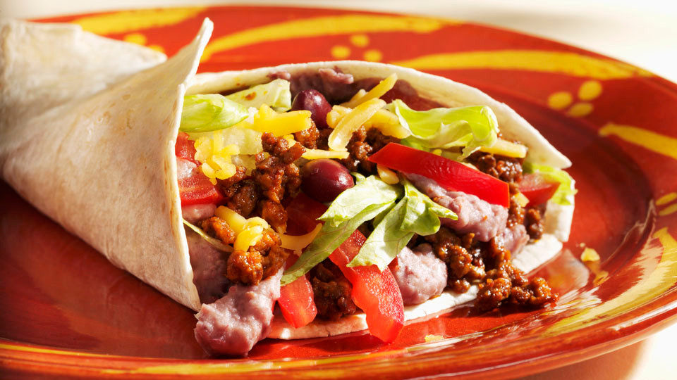 Буррито с фаршем и фасолью смотреть онлайн