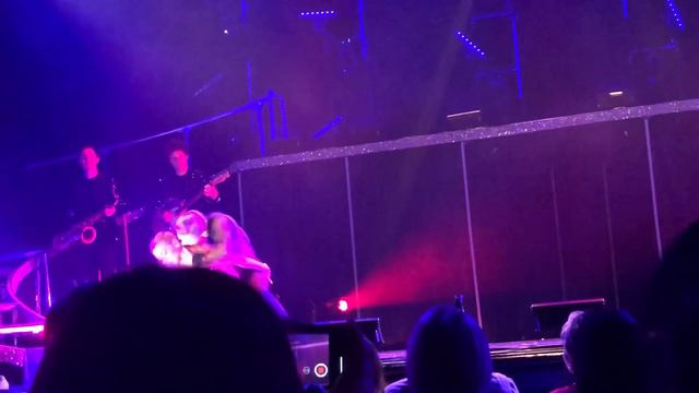 Derek Hough Live! смотреть онлайн