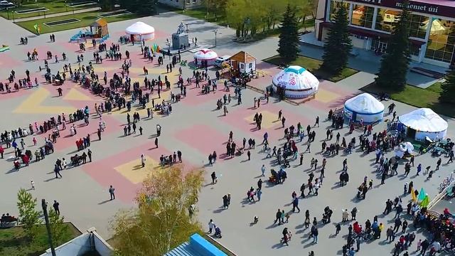 1 мая. Карабалык, центральная площадь смотреть онлайн