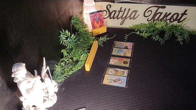 The Gist:??❤️ "A MAJOR UNEXPECTED CHANGE HAPPENING." ?❤️? (TIMELESS) TAROT READING смотреть онлайн