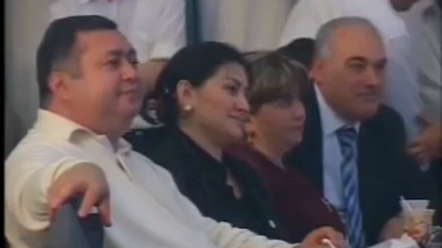 Asiq Zulfiye - Yaniq Keremi..mp4 смотреть онлайн