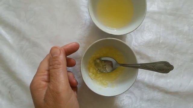 HOW TO GET RID OF CRACKED HEELS.