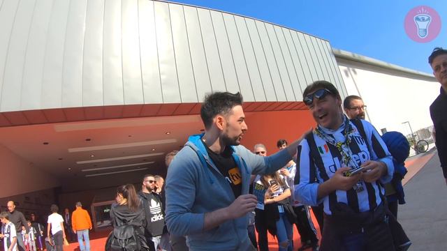 Frasi da NON dire a uno Juventino dopo l'eliminazione dalla Champions - [Candid Camera] - theShow смотреть онлайн