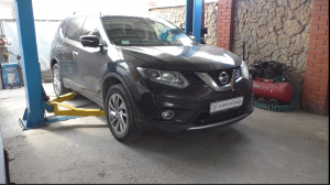 Замена приводного ремня на Ниссан Х трейл T32  Nissan X TRAIL 2,5  2017