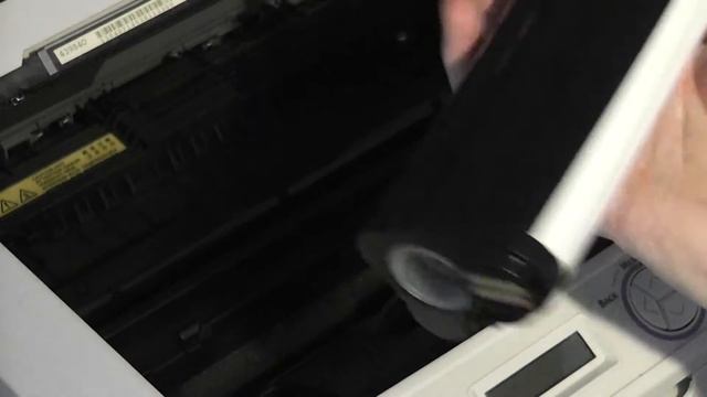 How to change OKI toner cartridge - replacing toner cartridge смотреть онлайн