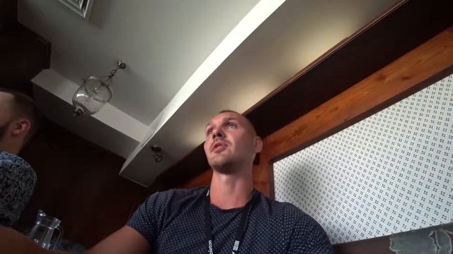 Аттестация официанта в ресторане