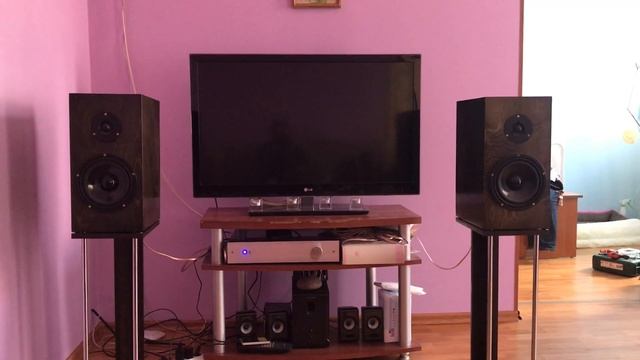 Усилитель по схеме Audiokiller'a и колонки на динамиках Visaton 2 смотреть онлайн