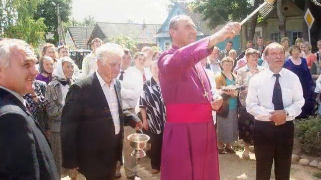 Рубежевичи, парк камней 13.06-2006 г смотреть онлайн