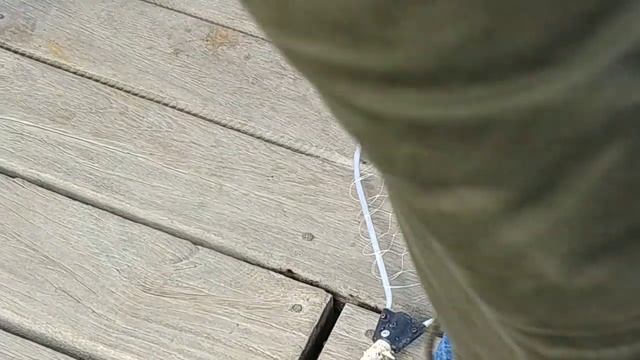 Рыбалка на Кипре. Мужик поймал 2 дорады смотреть онлайн