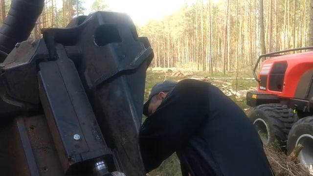 KOMATSU 931XC  Первые попытки самостоятельной работы под четким контролем Сэнсэя.