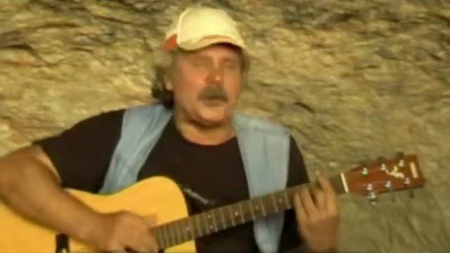 Василий Ежов. "Увозит лето московский поезд..." смотреть онлайн