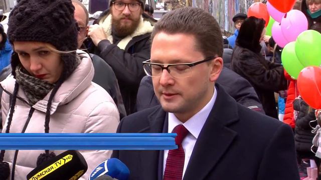 Деволановский спуск обещают отреставрировать. Но дату не называют. смотреть онлайн