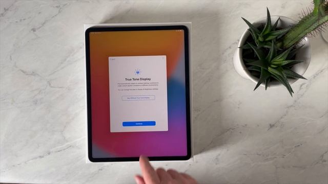 iPad Pro Unboxing with Smart Keyboard & Apple Pencil (2022) смотреть онлайн