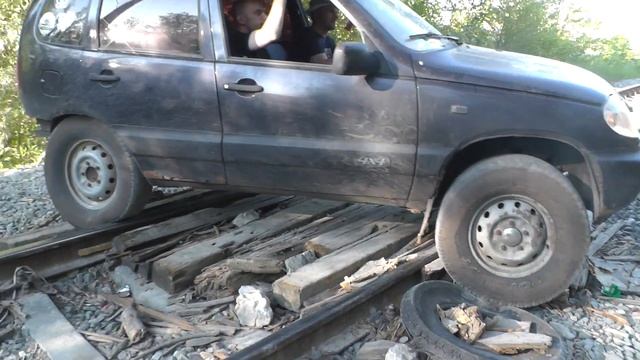 КАК ПРОВЕСТИ WEEKEND?ИГРА "ЗАСТРЯНЬ ДРУГОГО" ЧАСТЬ 1 СТАНДАРТ. смотреть онлайн