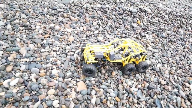 Забытый тест-драйв ЛЕГО Техник шасси с BuWizz’ами и Багги-моторами смотреть онлайн