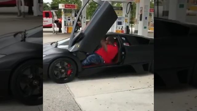 LAMBORGHINI PROBLEMS?? смотреть онлайн