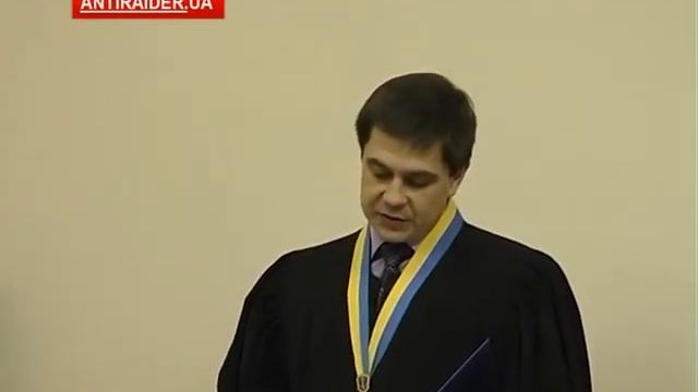 Честный Портнов судится. Обвиняемому грозит пять лет смотреть онлайн