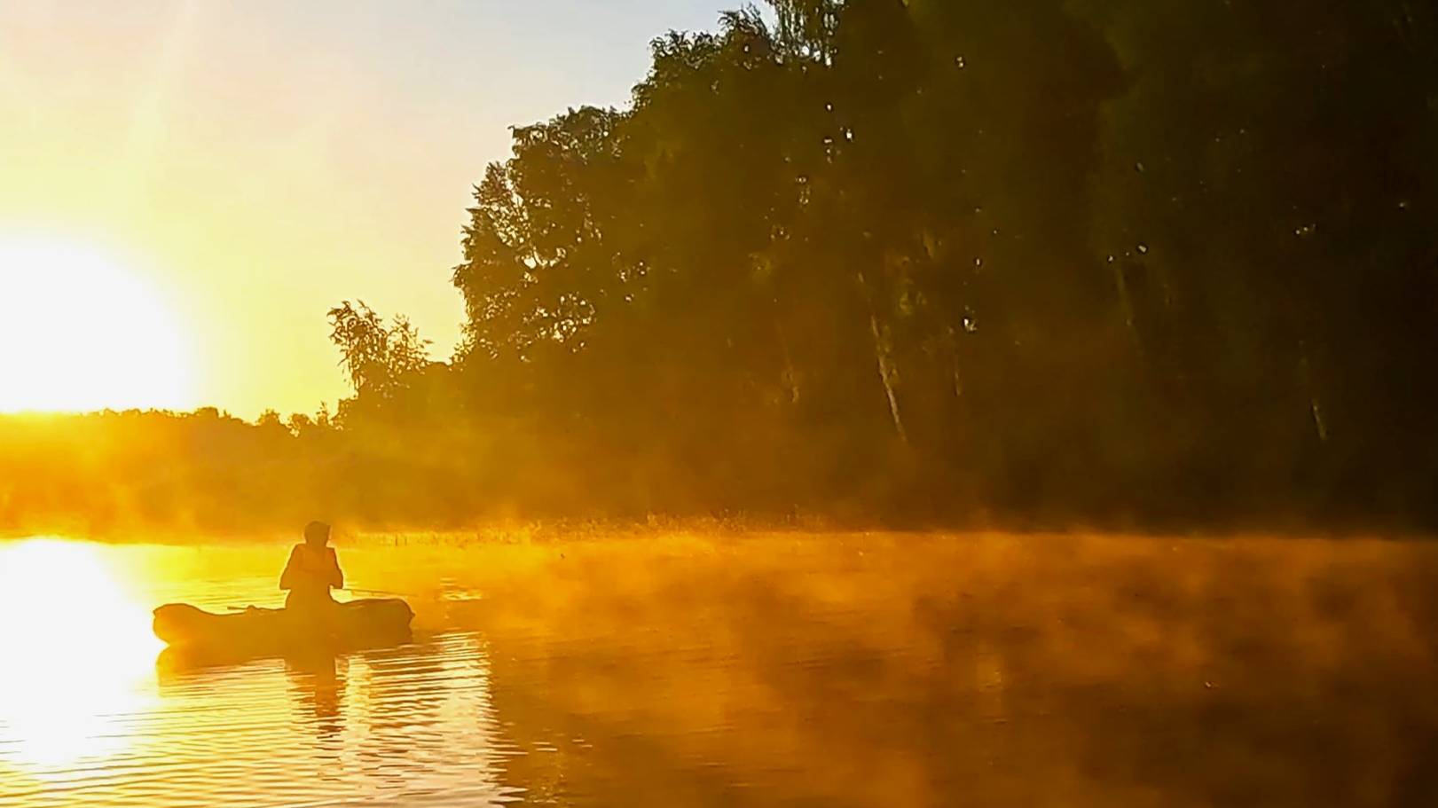 ЭТО ОЗЕРО НАС НЕ ОТПУСКАЕТ #рыбалка с лодки, #ловим #щуку и #окуня в лютую жару смотреть онлайн