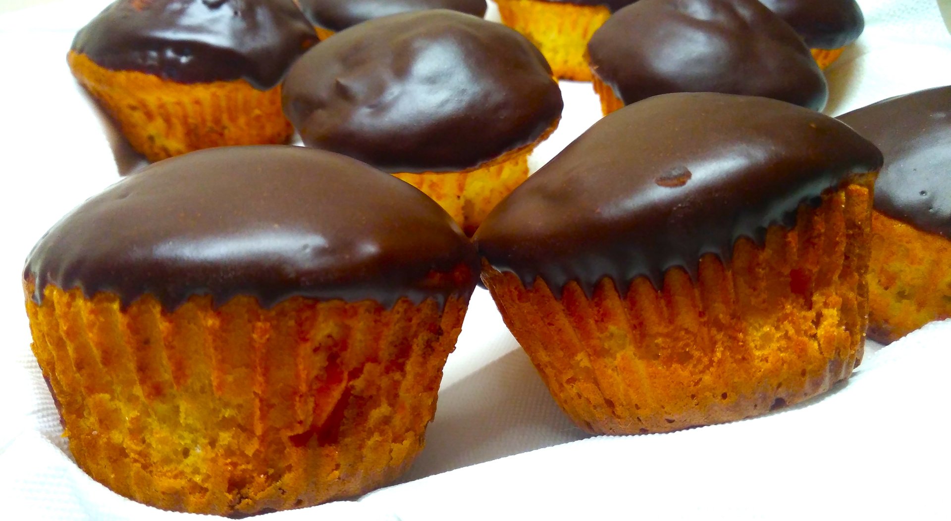 Творожные Кексы с шоколадной глазурью. смотреть онлайн