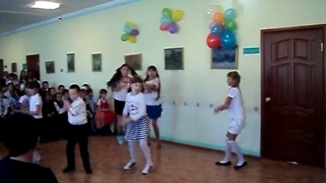 танец 5 класса (День учителя) смотреть онлайн