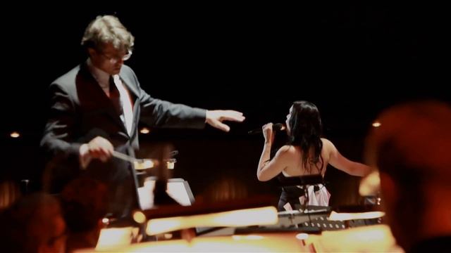 TARJA__I WALK ALONE - Beauty & The Beat - Tarja Turunen & Mike Terrana