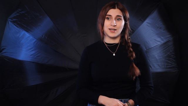 В старом манекене нашли человеческий череп [feat. Любарская] смотреть онлайн