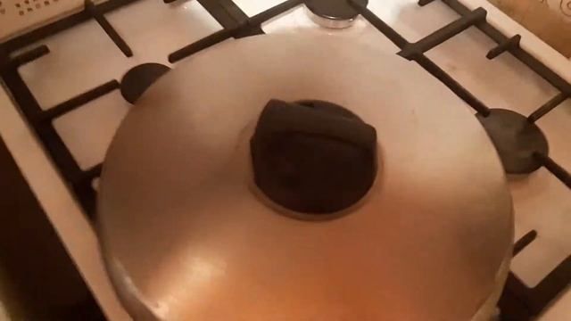 Вкусные шампиньоны жаренные с луком и сметаной самый правильный рецепт.