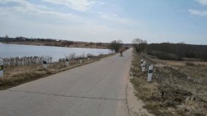 Брать  моноколесо на дачу? На моноколесе по бездорожью.