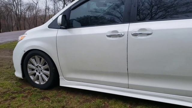 2011 toyota sienna limited with BC coilovers смотреть онлайн