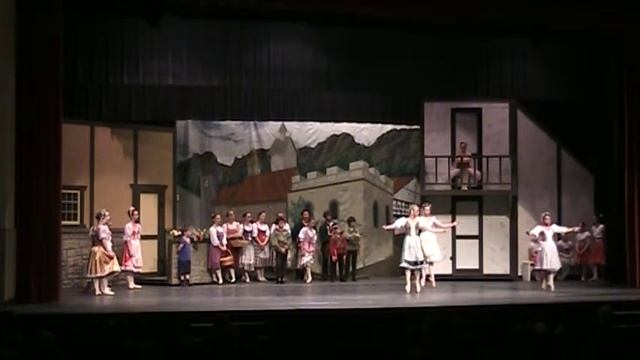 Fine Arts Coppelia Friends смотреть онлайн