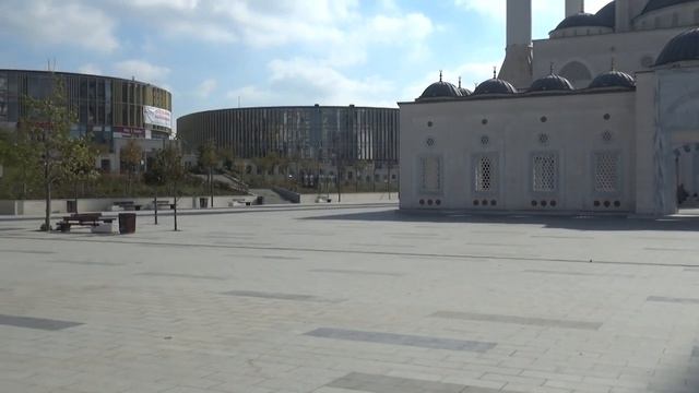 Центральная мечеть Башакшехира.