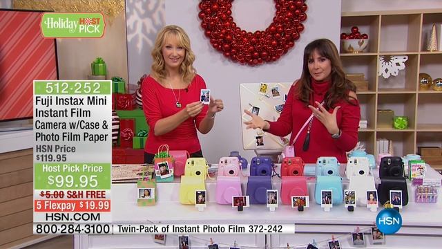 Fujifilm Instax Mini Instant Film Camera w/Groovy Case смотреть онлайн