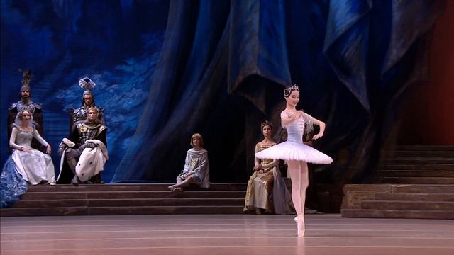 Olga Smirnova, Artemy Belyakov, Igor Tsvirko. A. Glazunov. 