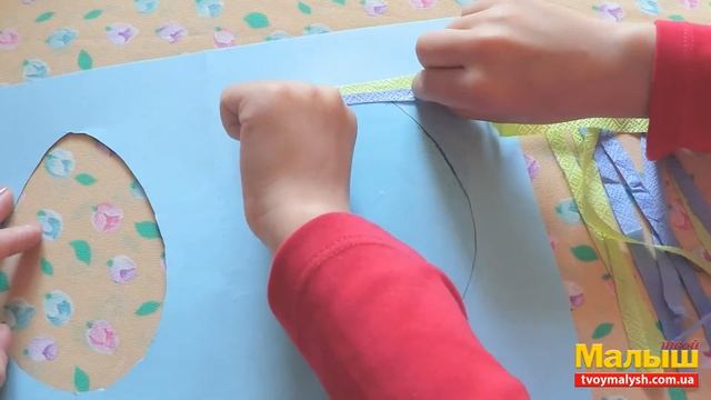 Пасхальная поделка с ребенком: открытка из салфеток смотреть онлайн