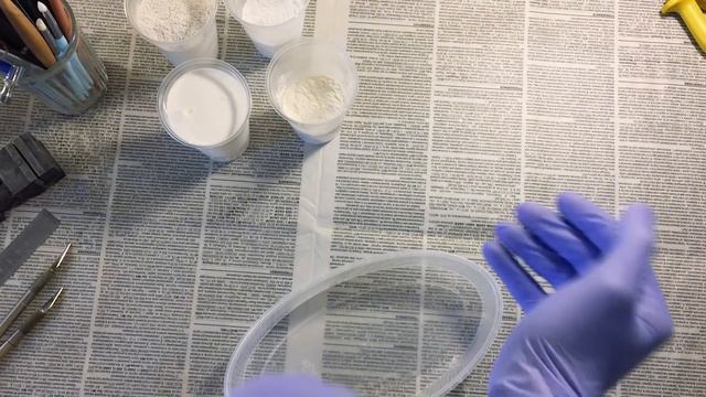 Масса для лепки своими руками (парочка рецептов)