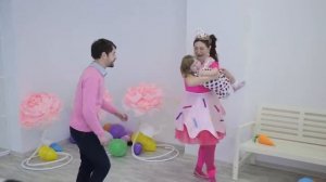 Игра «Зайка Серенький сидит»
