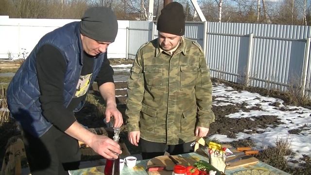 Шашлык в казане на костре / Мясо тает во рту / Так сможет каждый смотреть онлайн