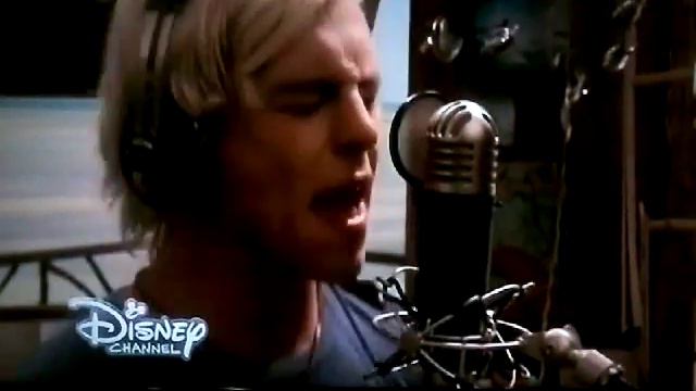 On my own - 'Grady' Ross linch from teen beach 2 смотреть онлайн