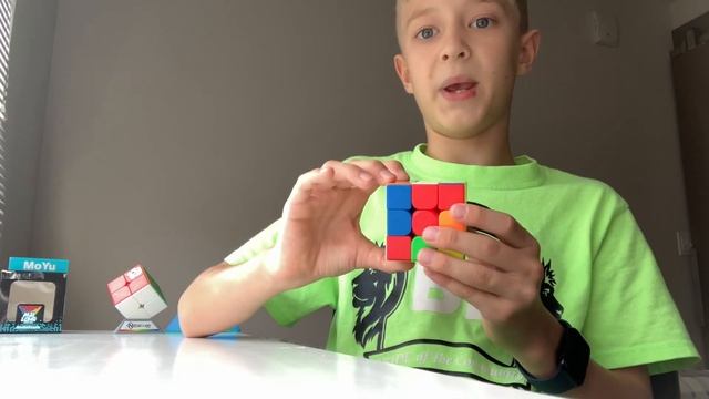 Первое видео на канале, как собрать кубик Рубика 3 на 3 смотреть онлайн
